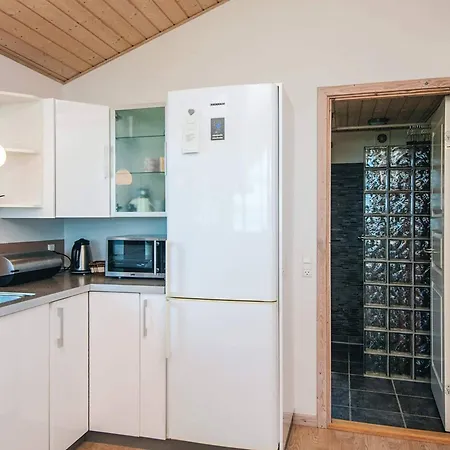 度假居 4 Person In *