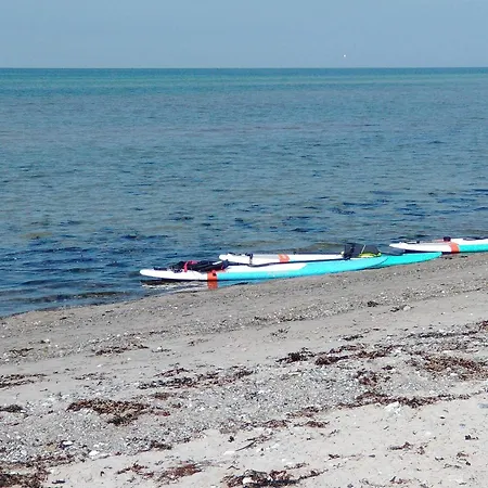 度假居 4 Person In *